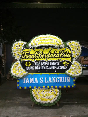 Papan Bunga Duka di Kadipaten